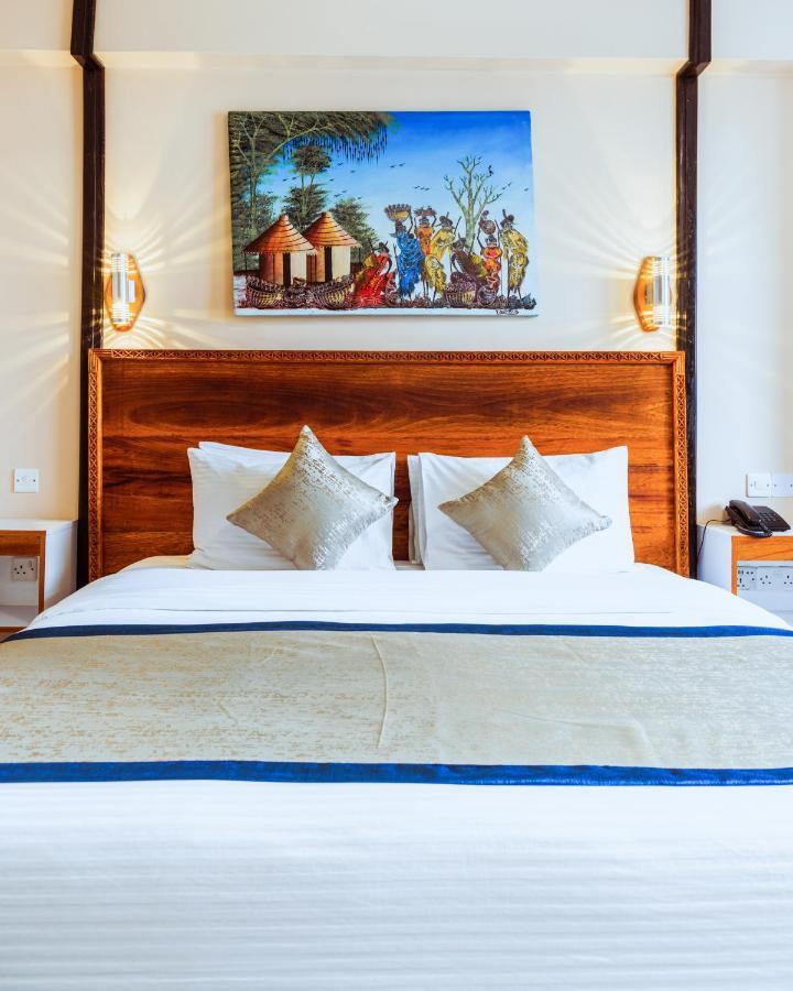 Hotel Sapphire Mombasa Esterno foto