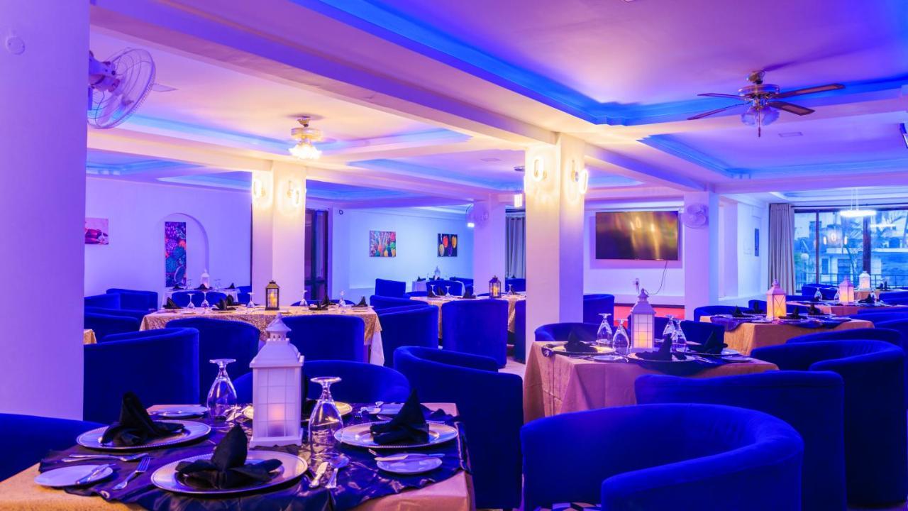 Hotel Sapphire Mombasa Esterno foto