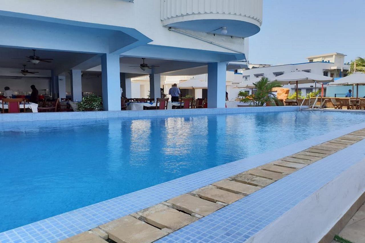 Hotel Sapphire Mombasa Esterno foto